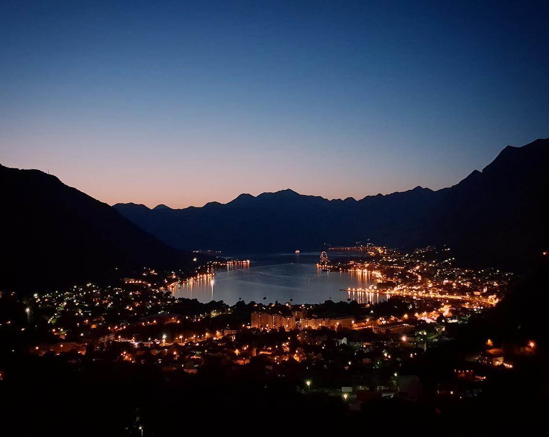 Kotor Bagus - Cozy Boutique Old Town Studio With Seaview Terrace Exterior photo