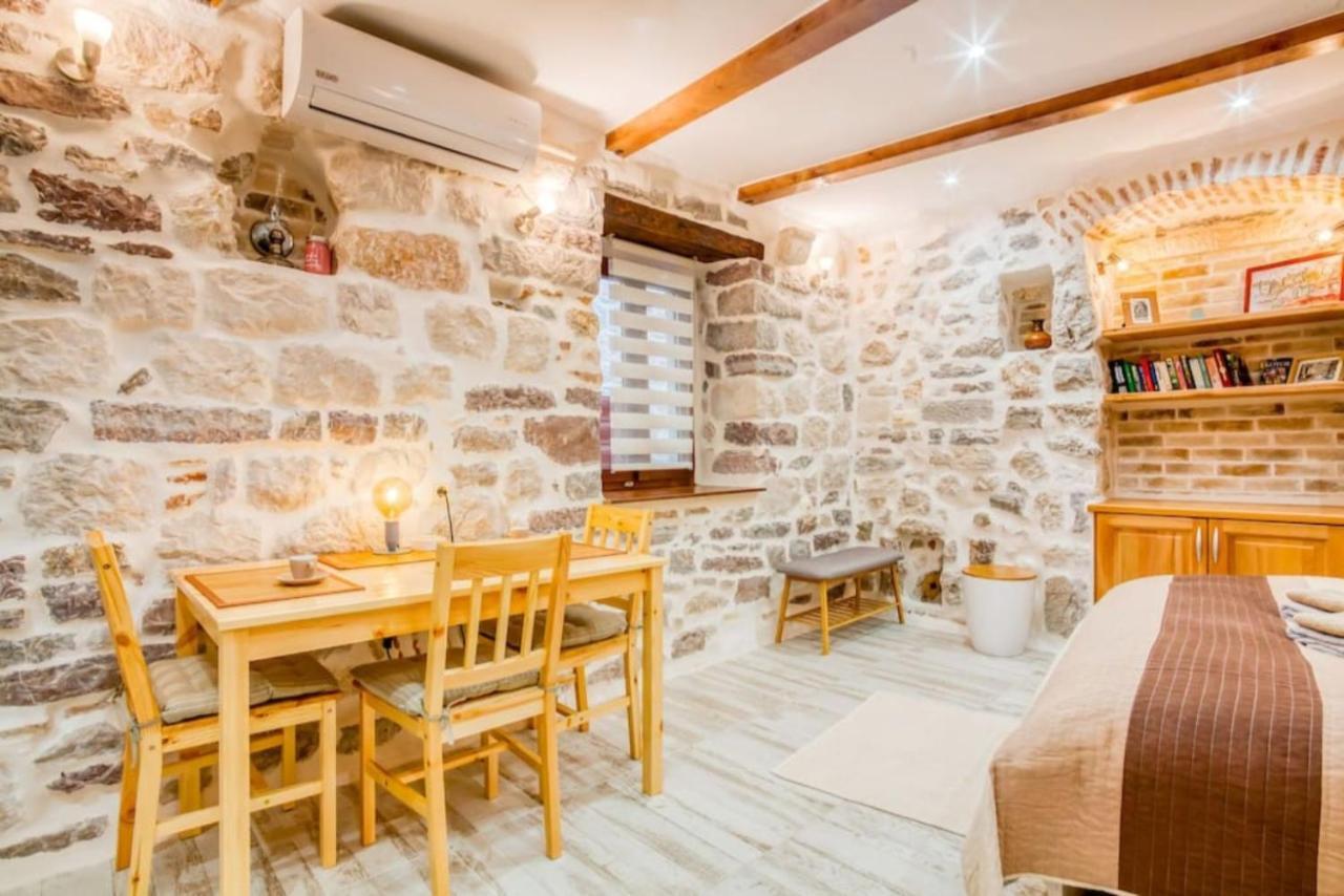 Kotor Bagus - Cozy Boutique Old Town Studio With Seaview Terrace Exterior photo